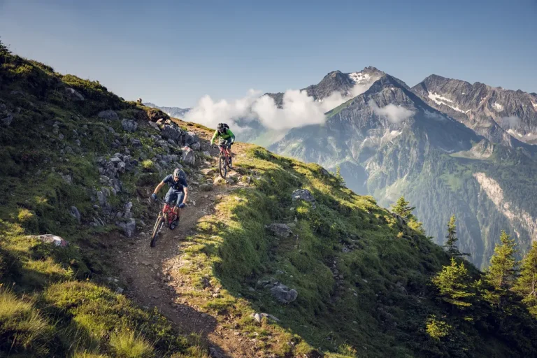 Sommer-Raderlebnis für Gäste der Lieblingsnest Apartments in Mayrhofen, Österreich